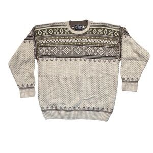VINTAGE Wool Blend Fair Isle Tundra Canada Sweater Size Large Crewneck Classic